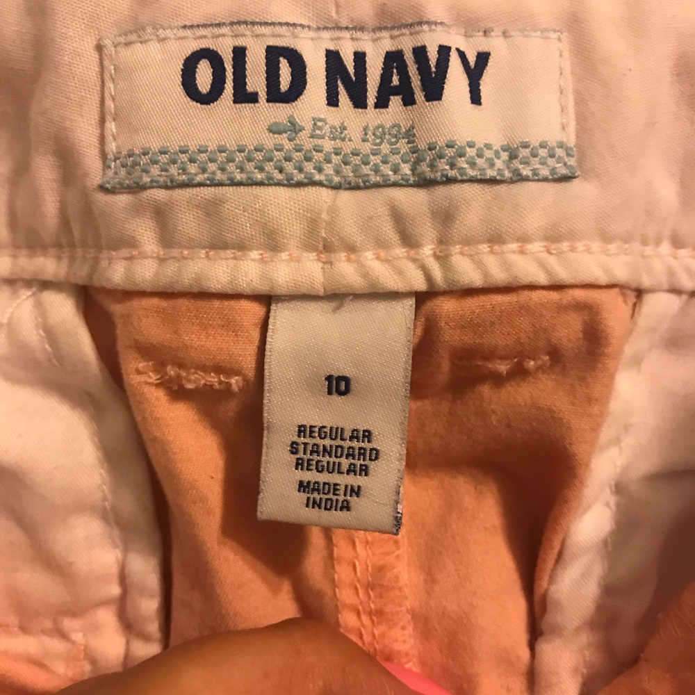 Shorts - Picture 2 of 3